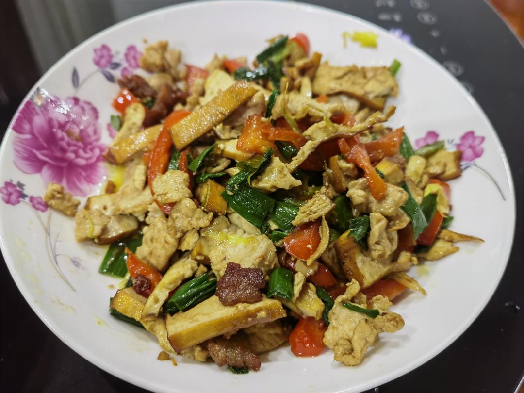 香干辣椒炒肉~  真的好吃爆了