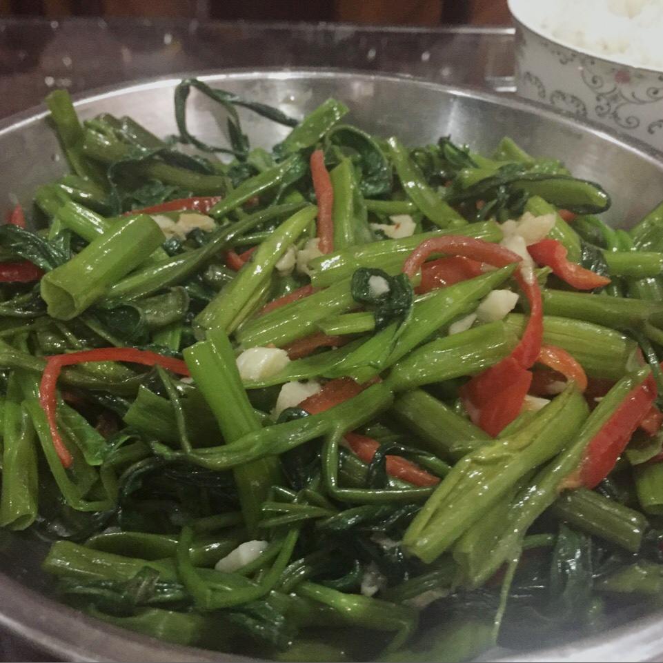 椒丝腐乳炒通菜