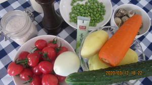 和风日式蔬菜土豆沙拉的做法 步骤1