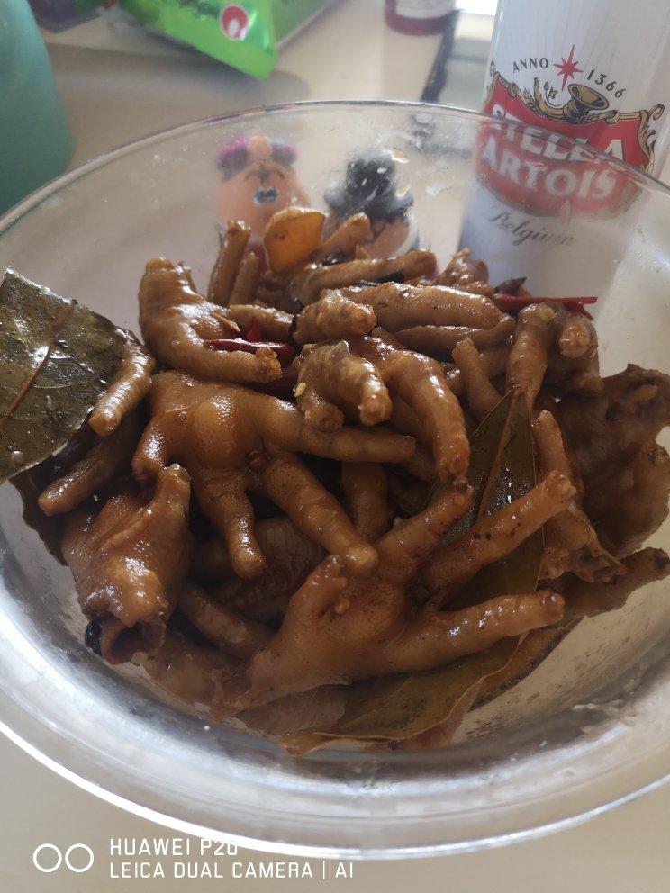 “销魂”卤鸡爪