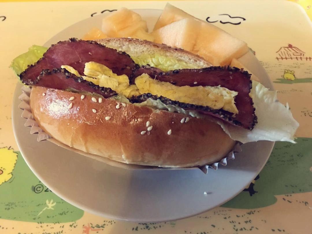 热狗面包胚（短棍面包）