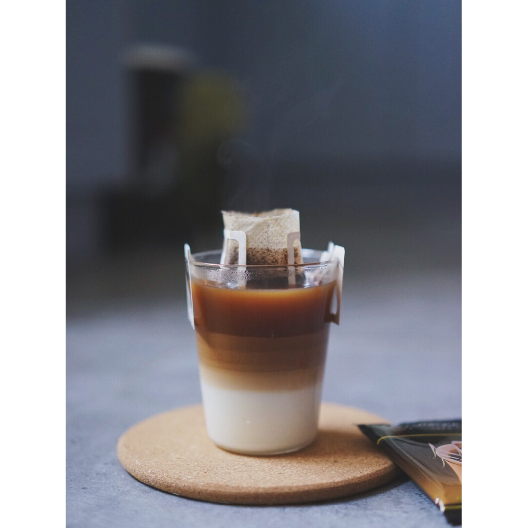 手冲渐变牛奶咖啡——超美丽