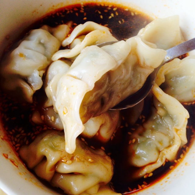 酸汤水饺