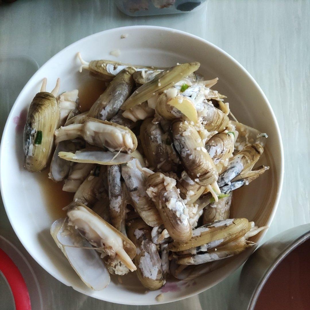 零失败的蒜蓉粉丝蒸扇贝