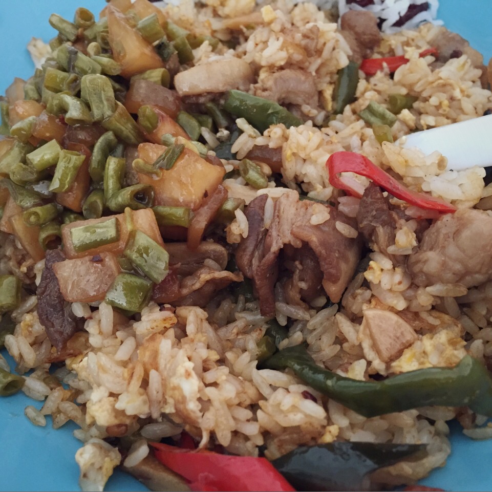 肉沫儿碎豆角炒饭