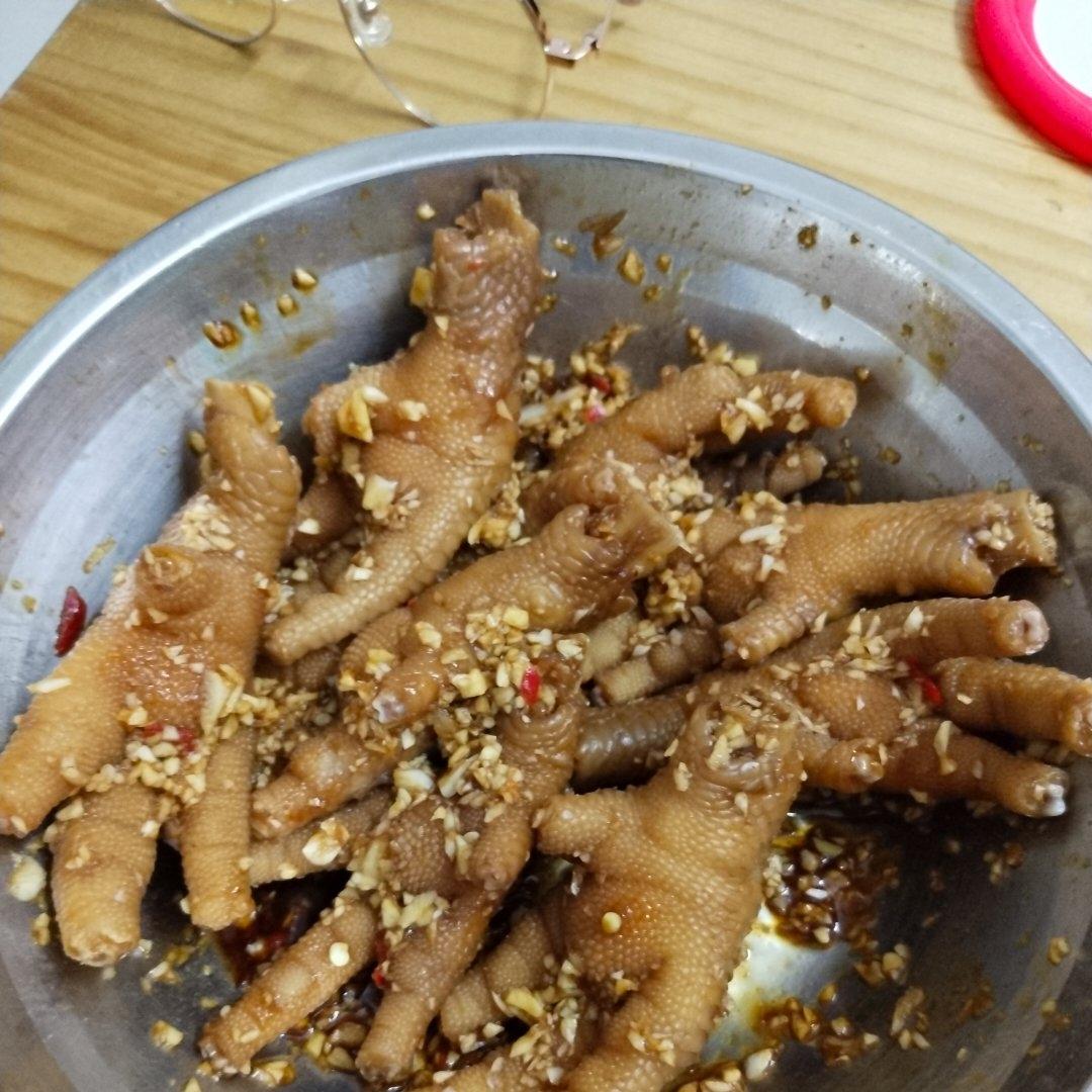卖了十几年鸡爪的阿姨教我做的蒜香鸡爪