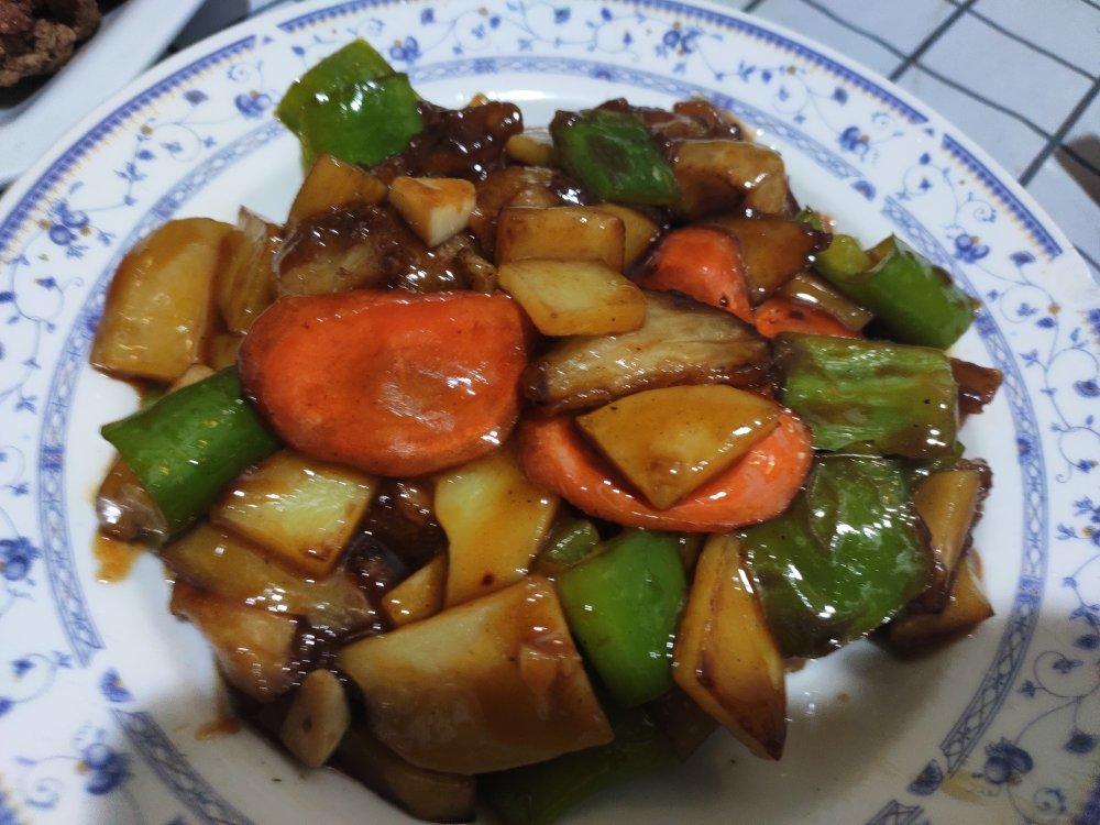 超级下饭的地三鲜