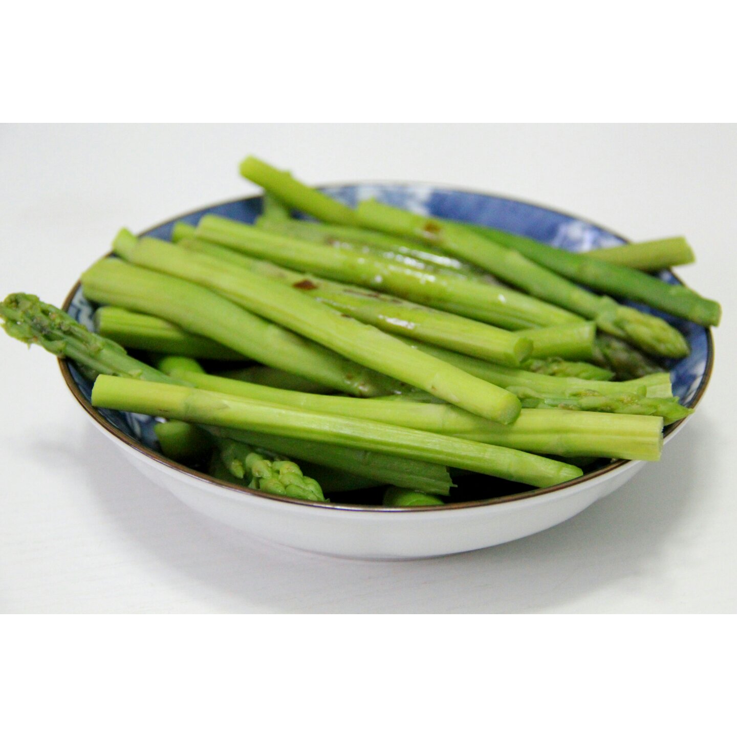 白灼芦笋