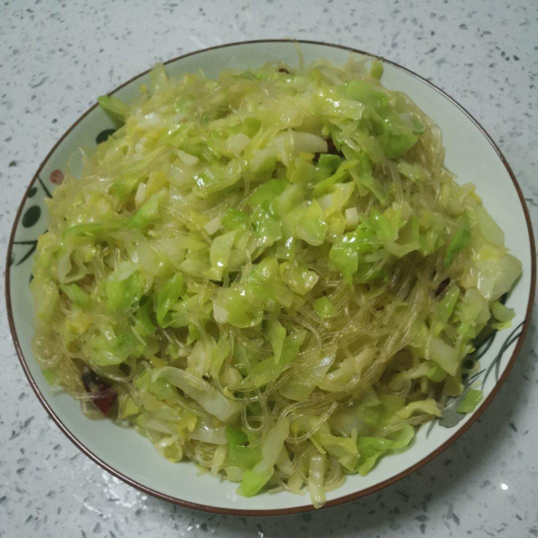 卷心菜炒粉丝 Glass noodles with Cabbage