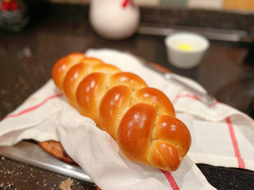 不用揉面的Challah 面包