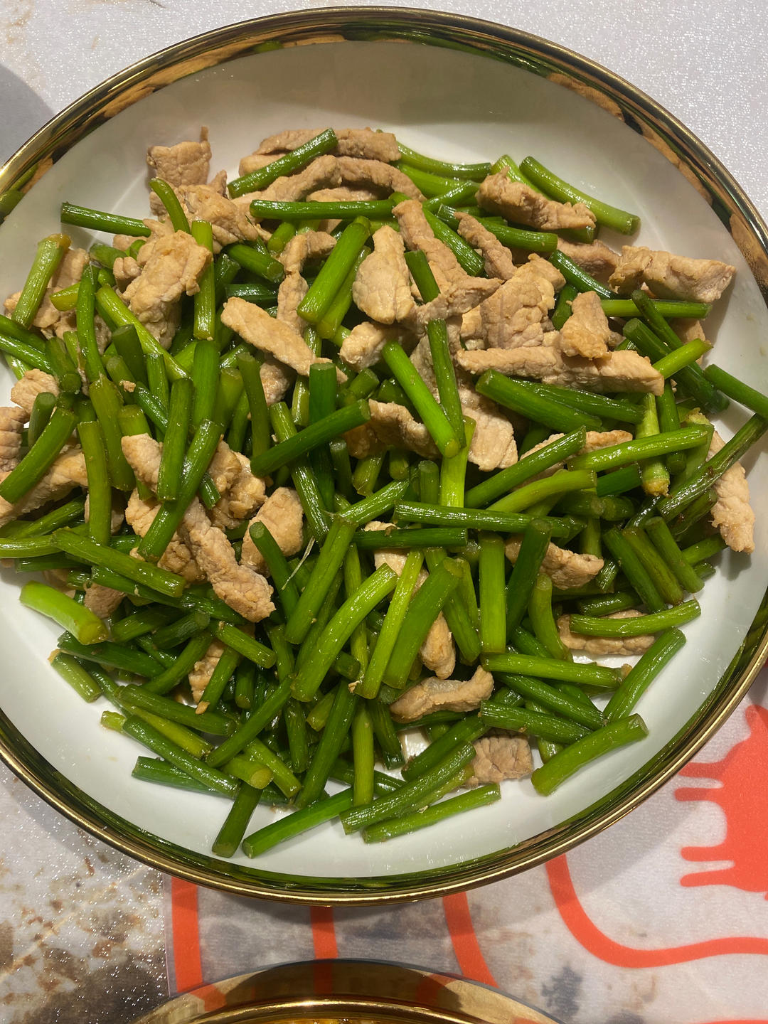 简单易做的下饭菜－蒜苔炒肉