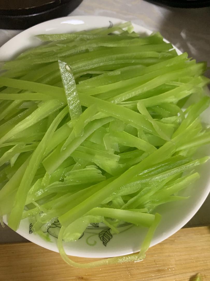 莴笋肉丝