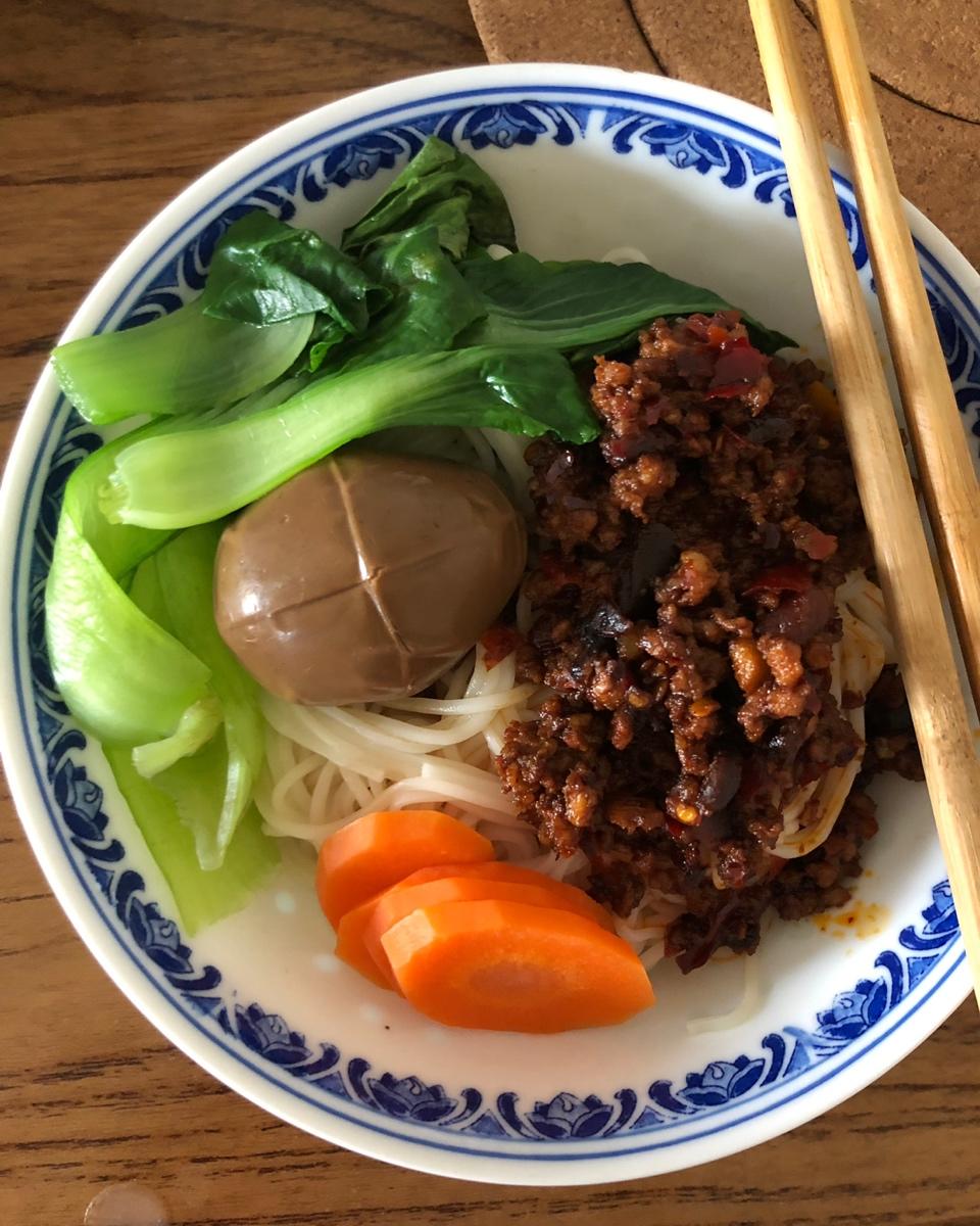 好吃到哭的肉臊子面