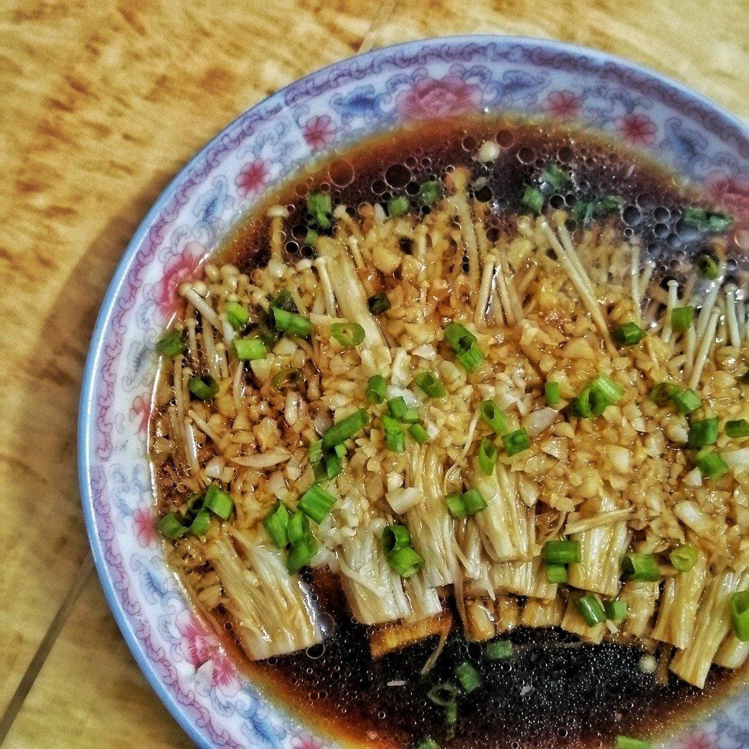蒜蓉蒸金针菇