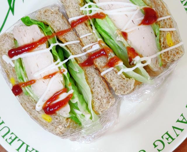健身食谱——全麦鸡排三明治的做法
