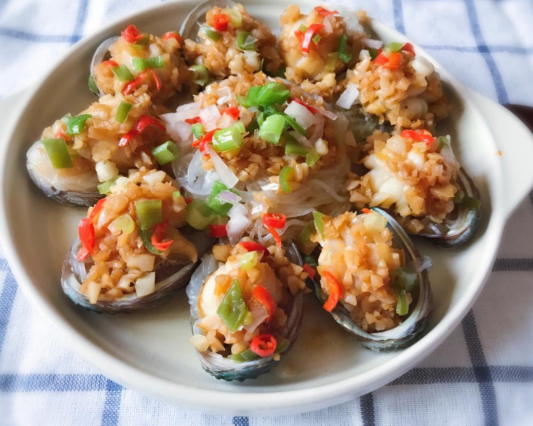 蒜蓉粉丝蒸鲍鱼