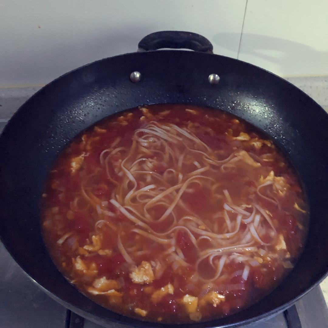 恨不得抱着锅舔的番茄鸡蛋面