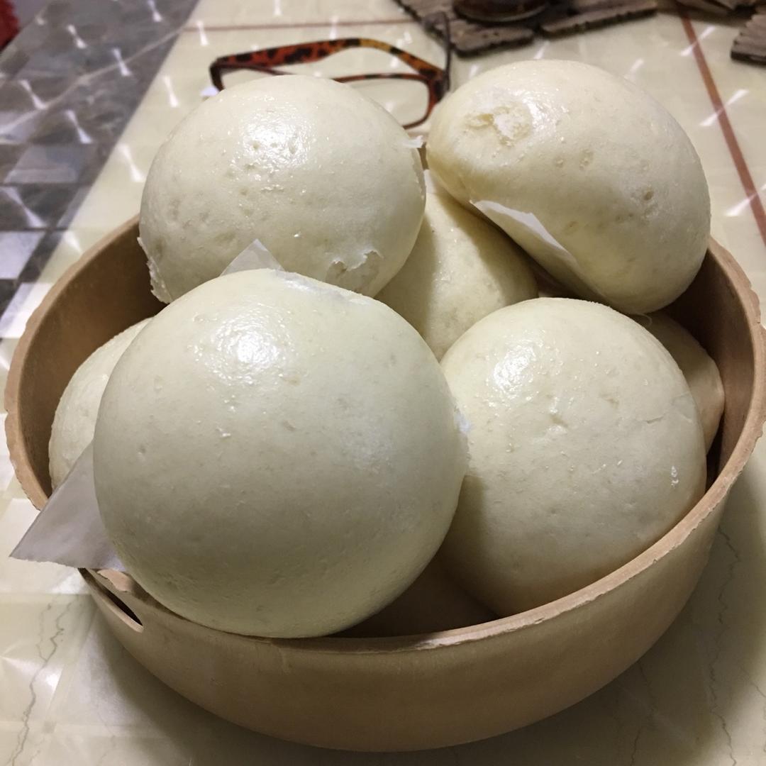 在面包机帮助下蒸馒头