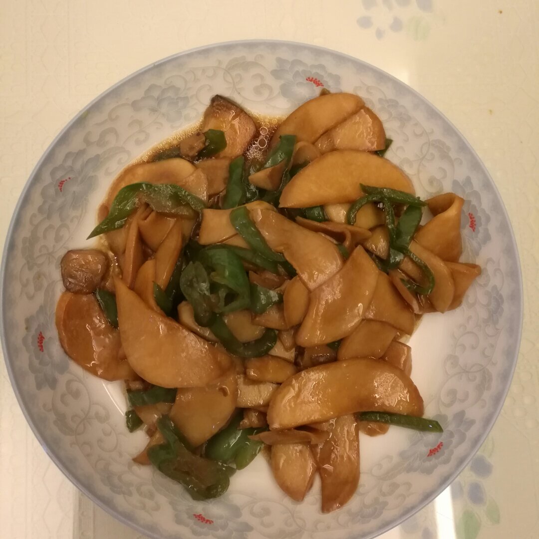 青椒素炒杏鲍菇