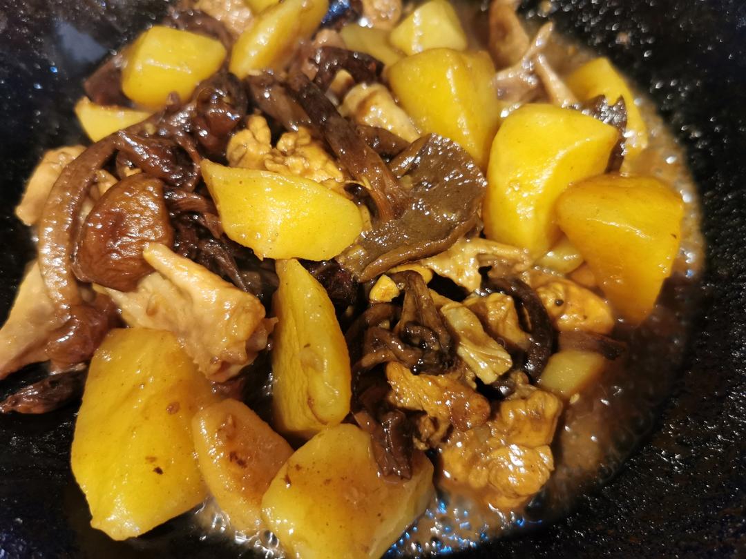小鸡炖蘑菇
