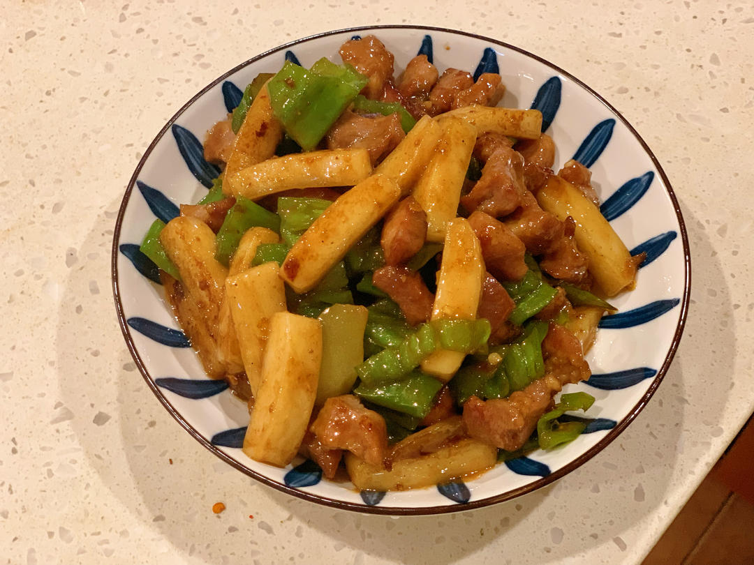 黑椒年糕牛肉粒