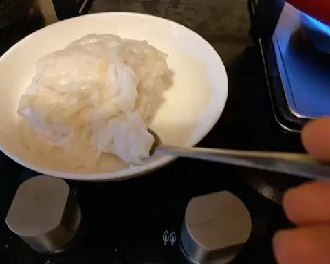 一墨鱼二吃！酸辣墨鱼滑粉丝煲与墨鱼丸蛋皮肉丝粉丝汤的做法 步骤20