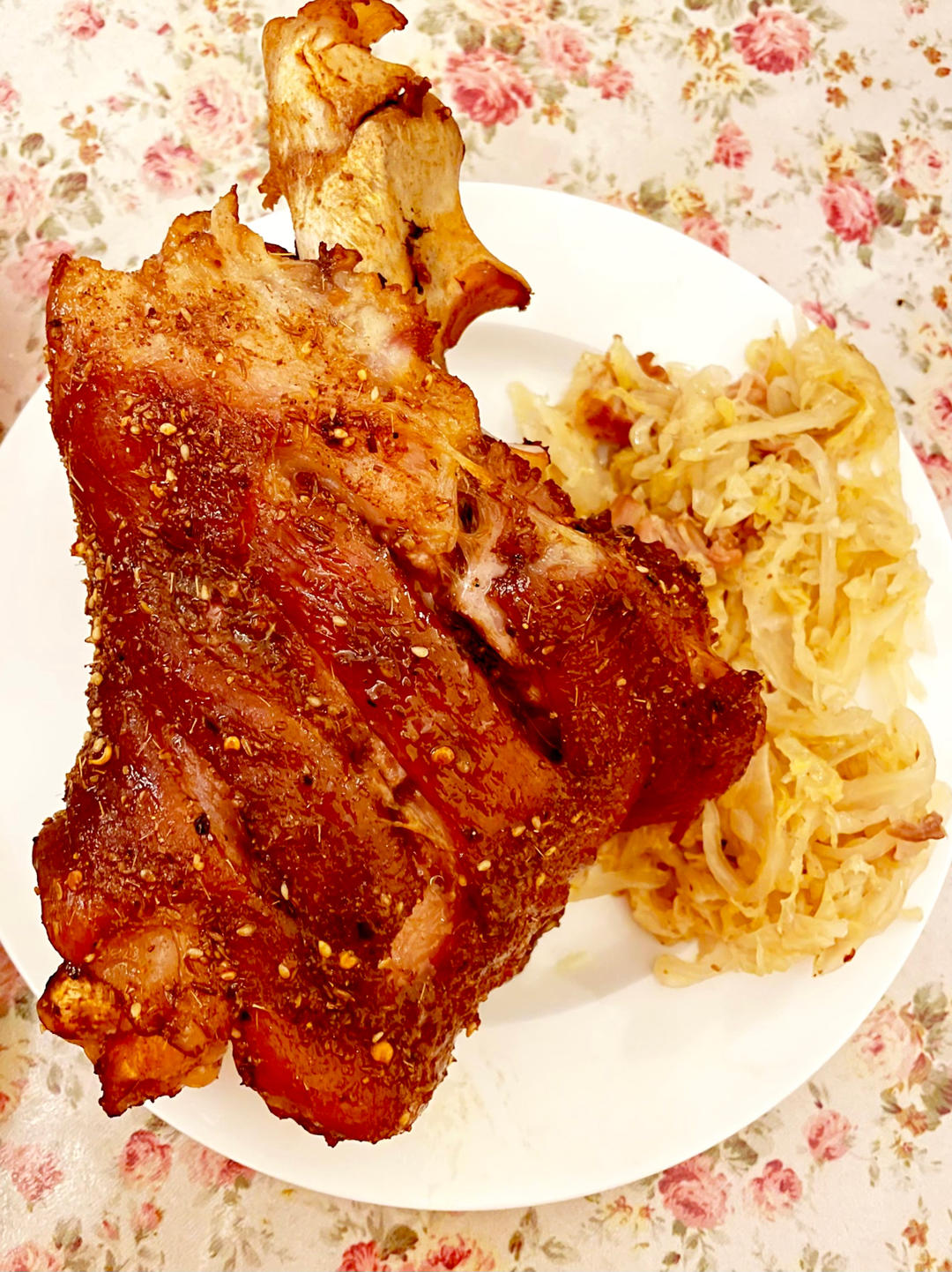 经典德式烤猪肘子【德国烤猪肘】Schweinshaxen