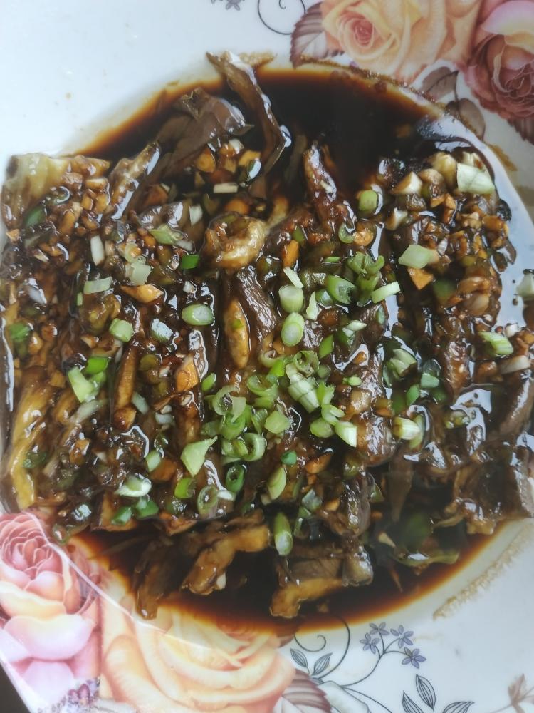 凉拌蒜蓉茄子的做法