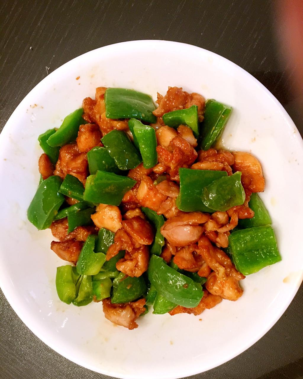 青椒炒鸡腿肉（大厨级别）