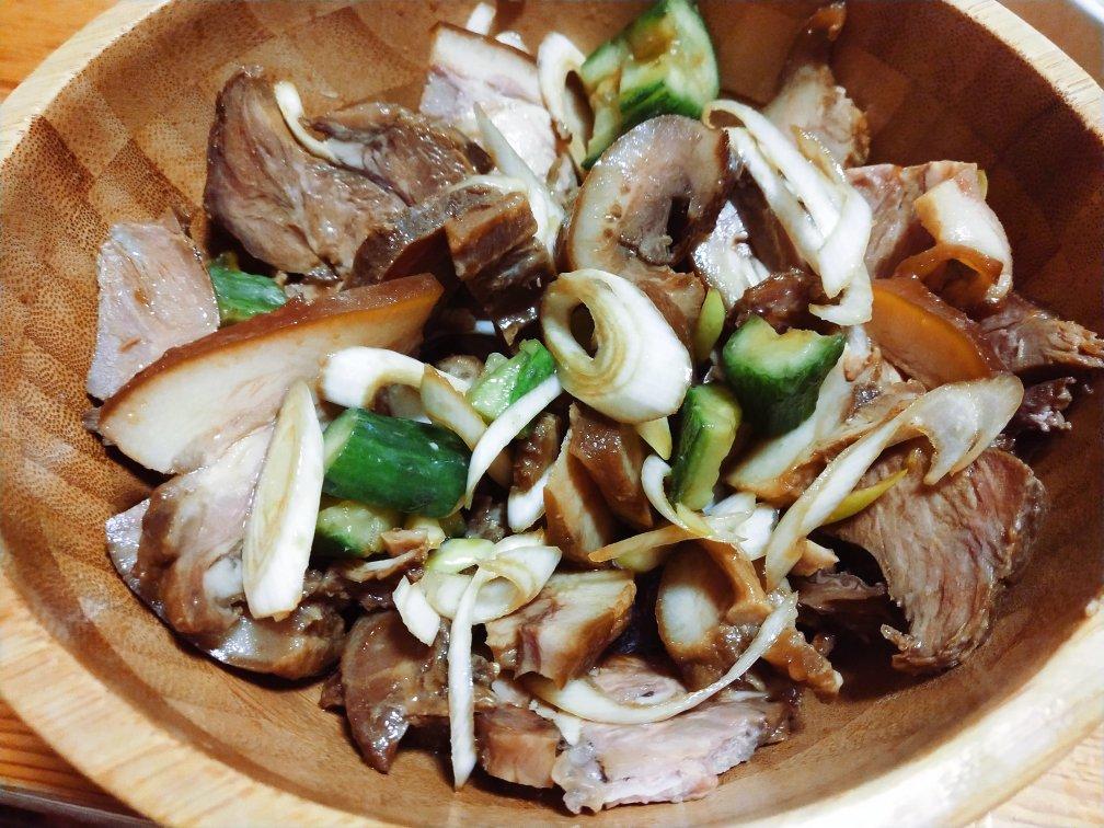 凉拌黄瓜猪头肉