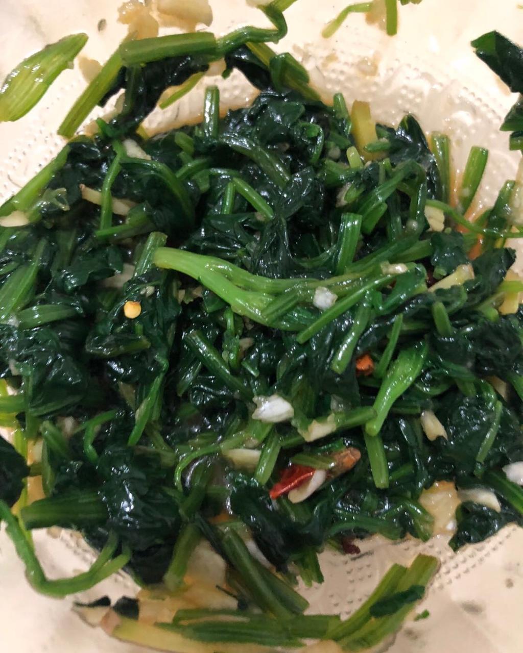 凉拌菠菜