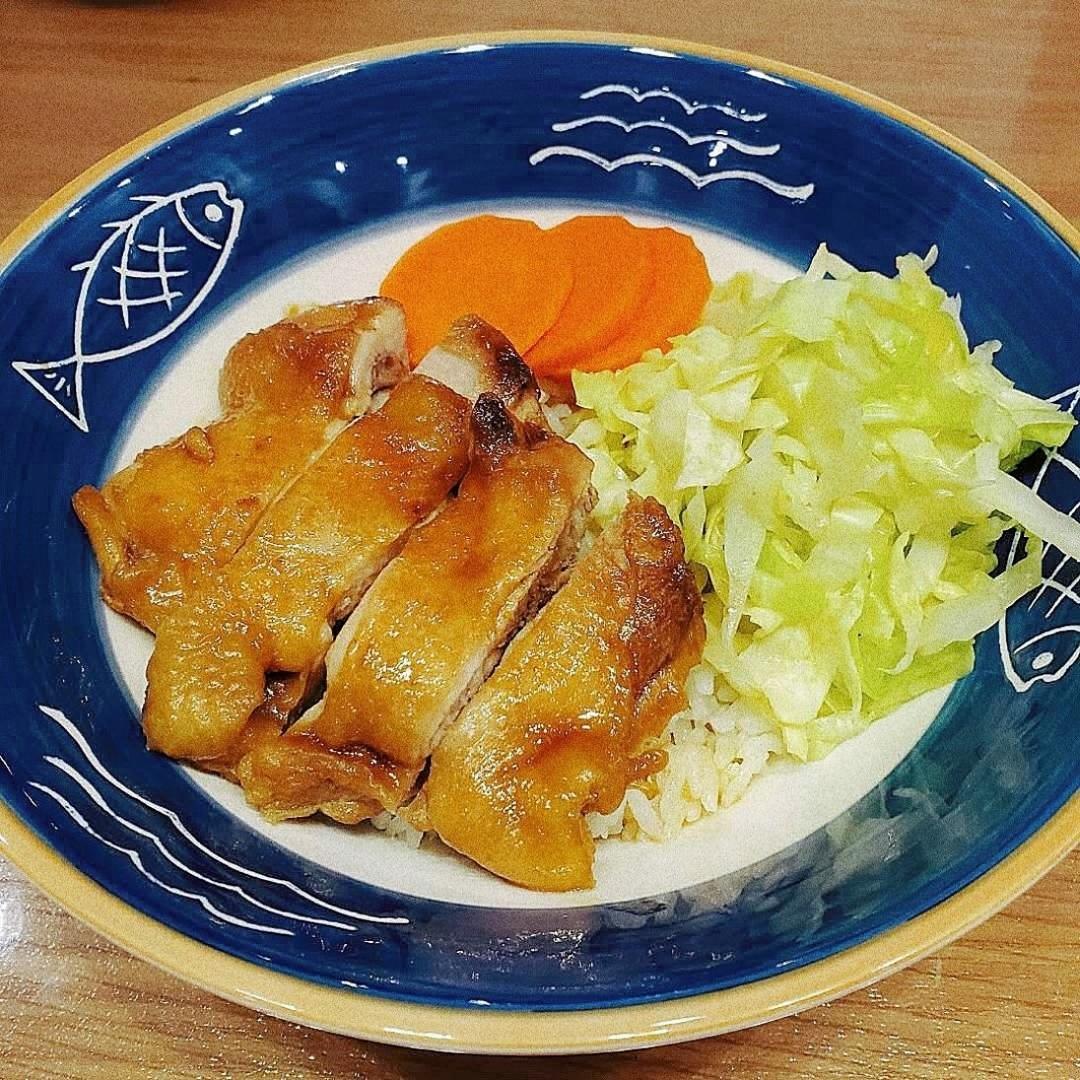 照烧鸡腿饭