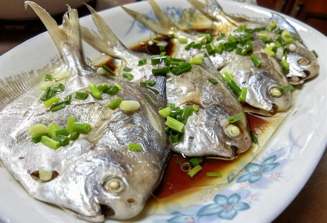 清蒸小鲳鱼（仓鱼）