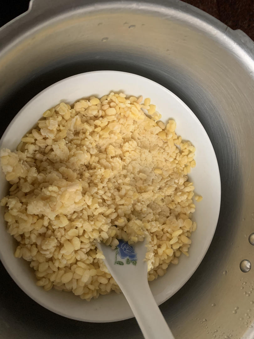 奶香绿豆糕（无豆腥味，超快手不麻烦）
