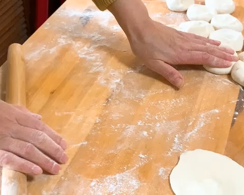 皮薄馅大的水煎包（含柳叶包包法视频）的做法 步骤1