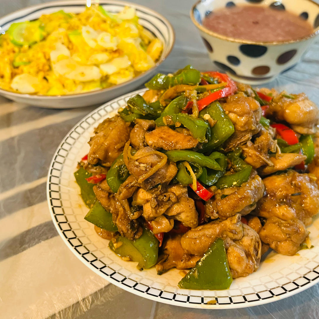 小炒三黄鸡