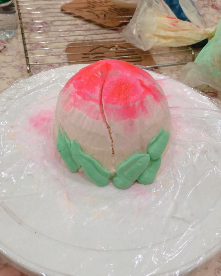 寿桃蛋糕的详细做法