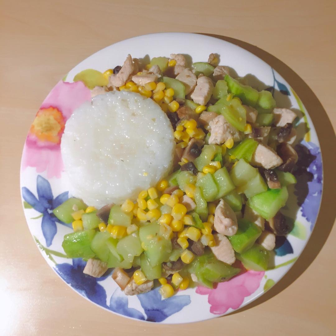 家常杂蔬炒鸡丁