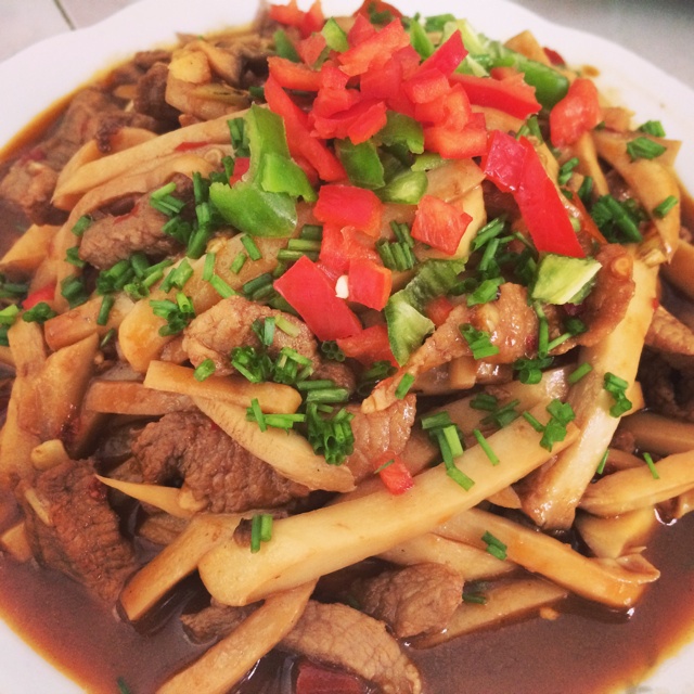 杏鲍菇炒肉丝