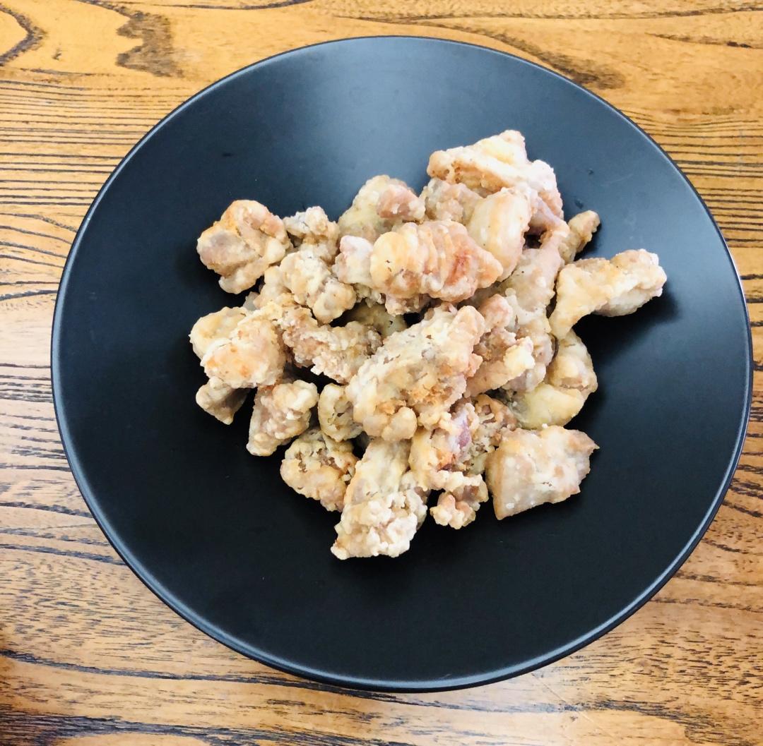 【盐酥鸡】