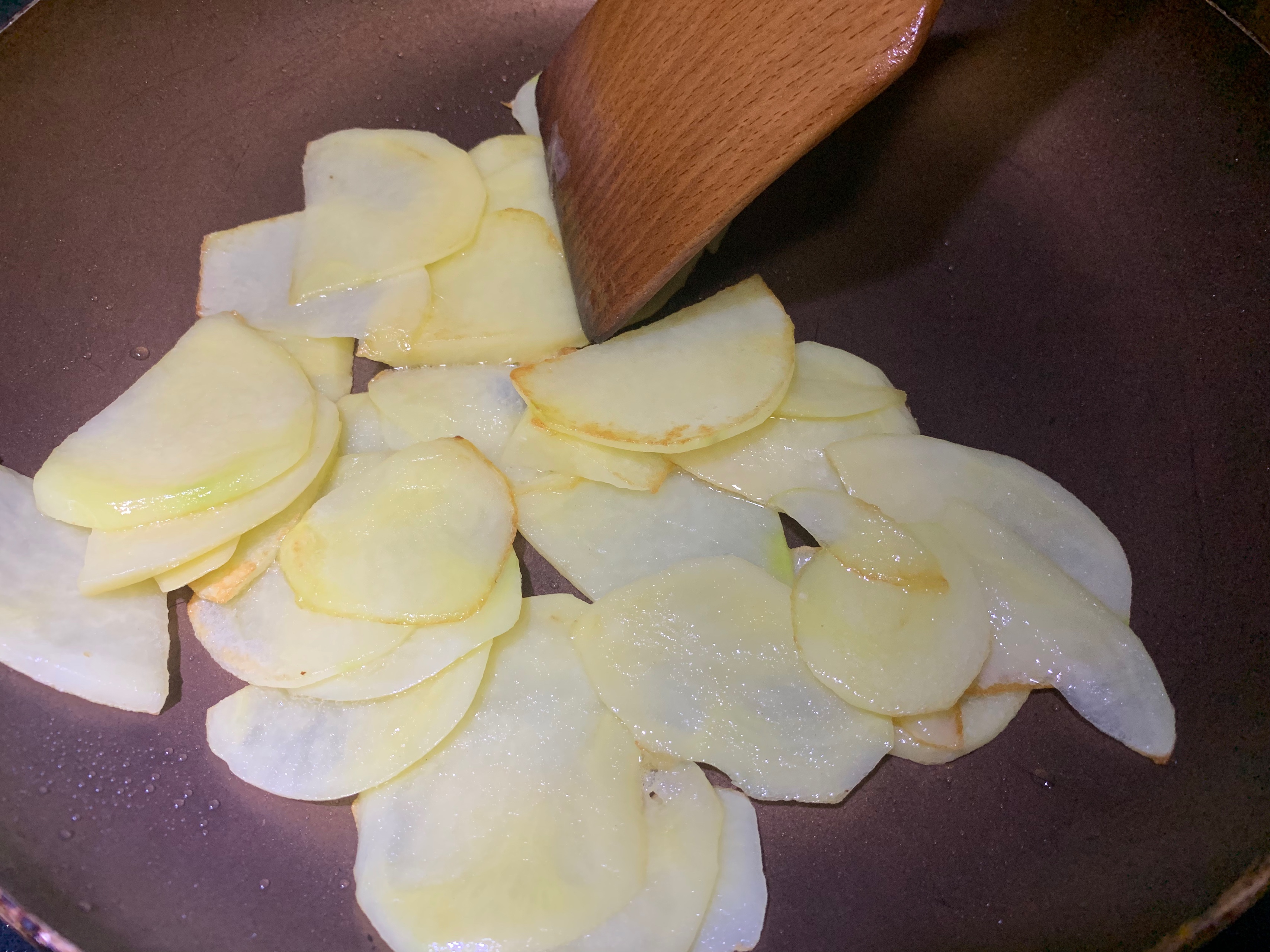 超香的炒土豆片的做法 步骤5