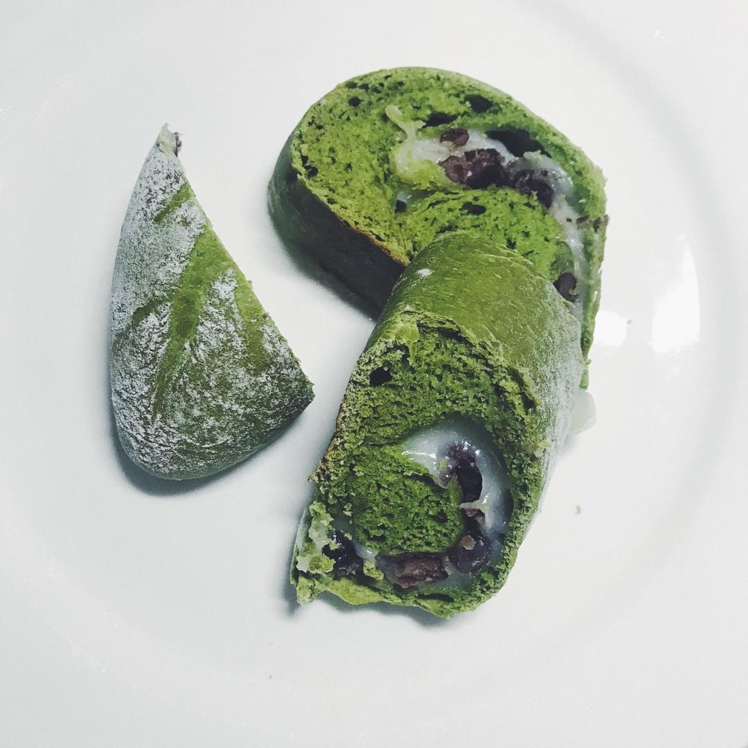 抹茶蜜豆软欧包