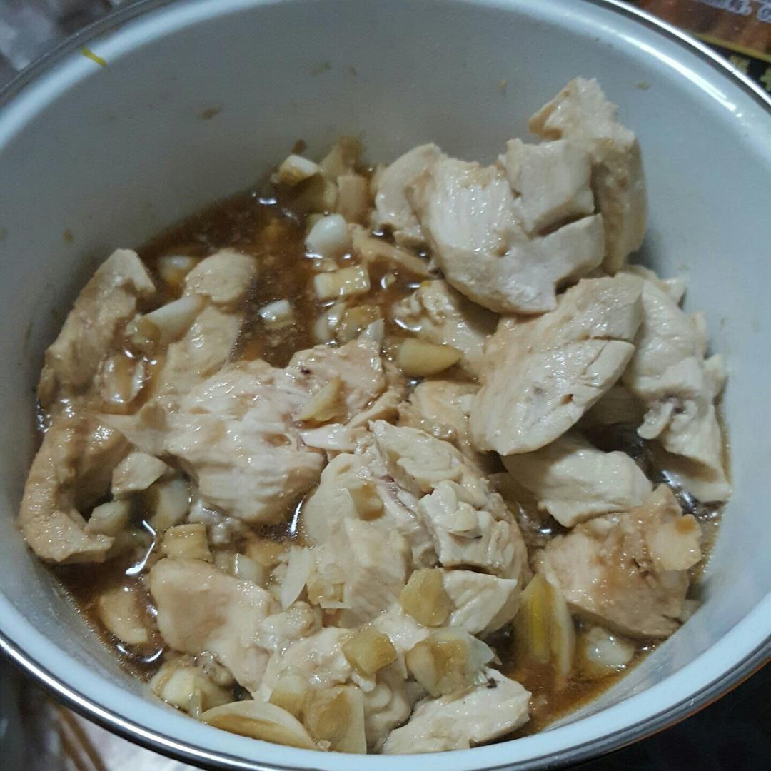 蒜蓉蒸鸡胸（鸡腿）