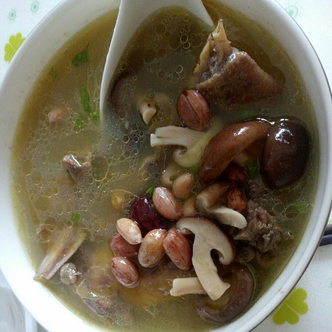 煲靓汤 老母鸡汤