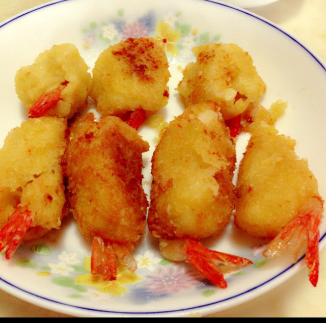 土豆泥鲜虾球