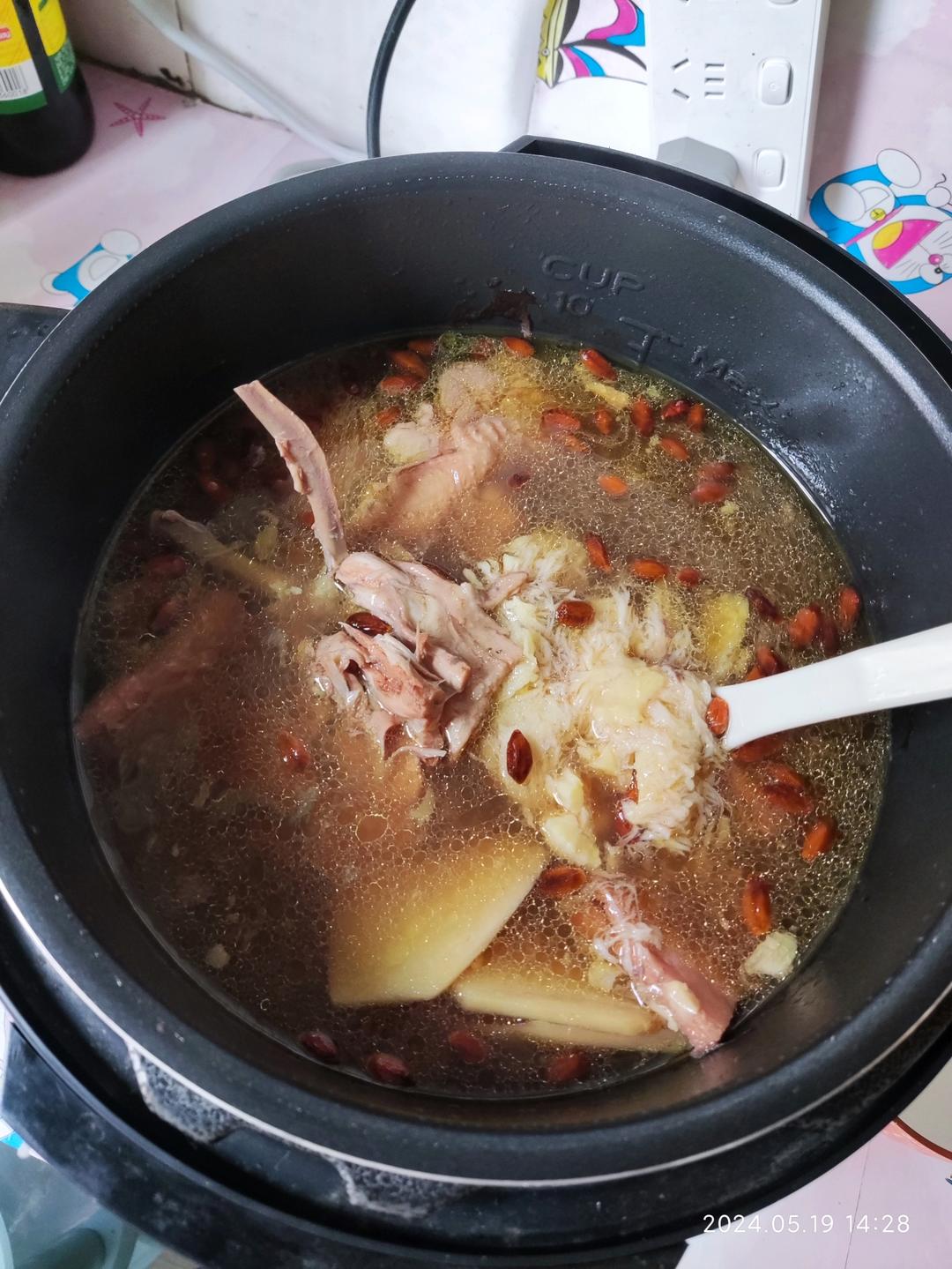 榴莲壳不要丢可以这样煲鸡汤又香又好喝
