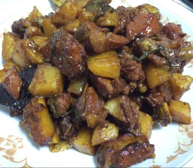 红烧排骨土豆