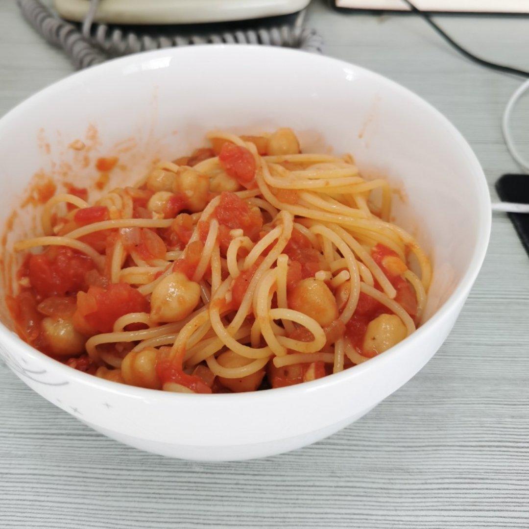 素炖鹰嘴豆（Vegan Chickpea Stew）