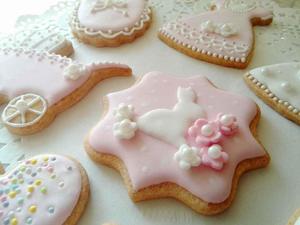 Royal Icing 皇室糖霜饼干 宝宝满月回礼的做法 步骤1