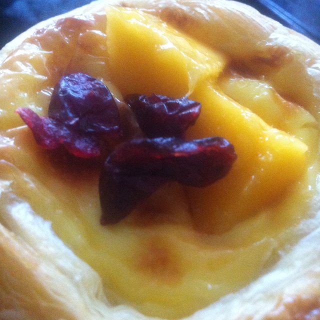 超完美味道超正的蛋挞配方，比KFC的还要嫩还要香~做过最好吃的蛋挞配方